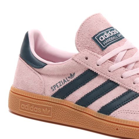 adidas orginals rose zwart|adidas originals retro shoes.